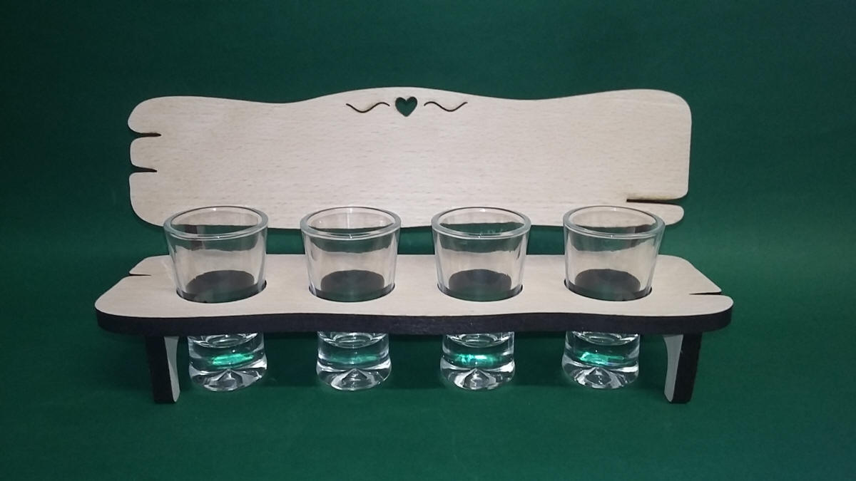 4 көзілдірікті PIKUSA орындық